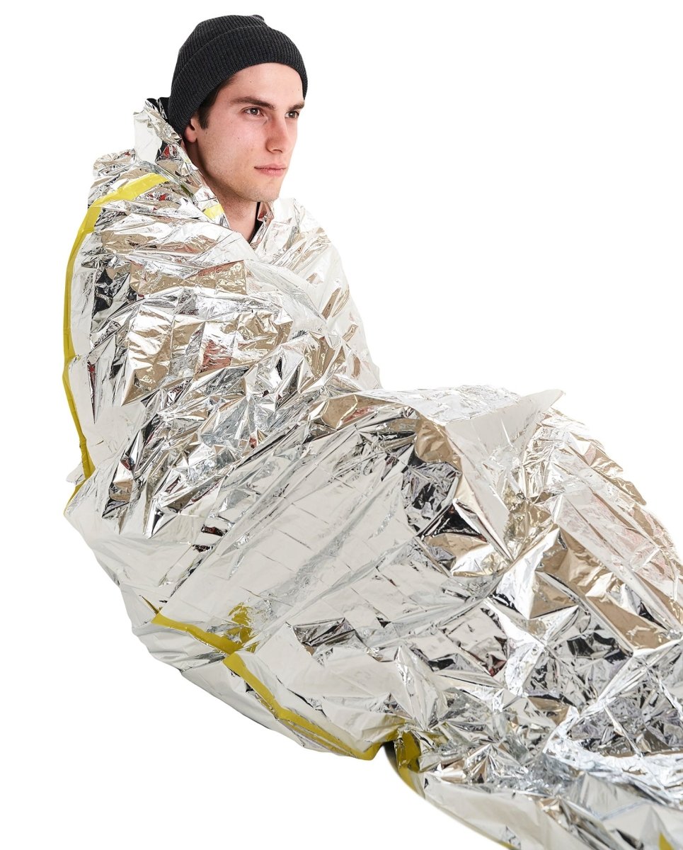 Coghlan's Emergency Bag, Wind & Waterproof, Camping Survival Heat Retention