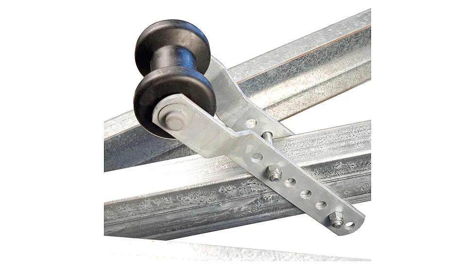 C.E. Smith 5" Adjustable Keel Roller Assembly f/3" Tongue