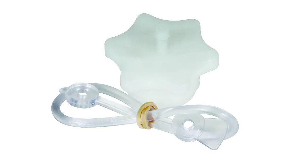 Camco 3/4 Male Plug With Lanyard