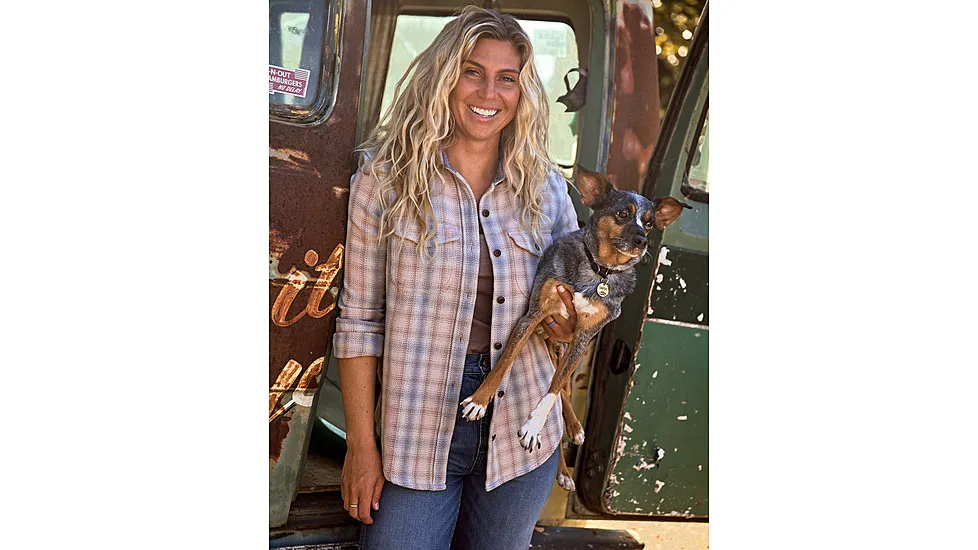 Outerknown Women's Blanket Shirt 496B3B07