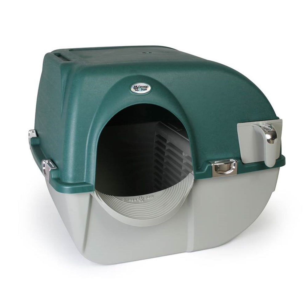 Omega Paw Roll N Clean Self Cleaning Enclosed Cat Litter Box, Green (Used)