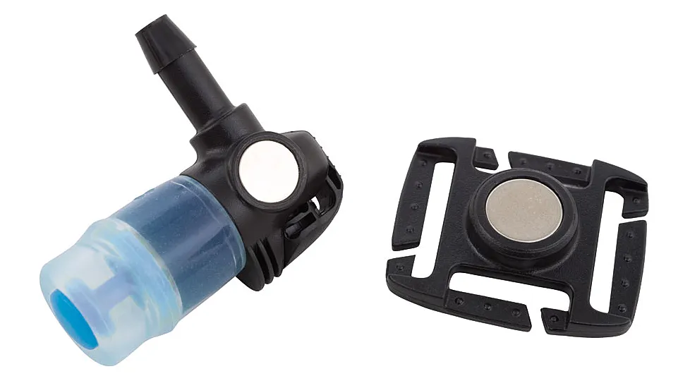 ALPS Mountaineering Magnetic Bite Valve
